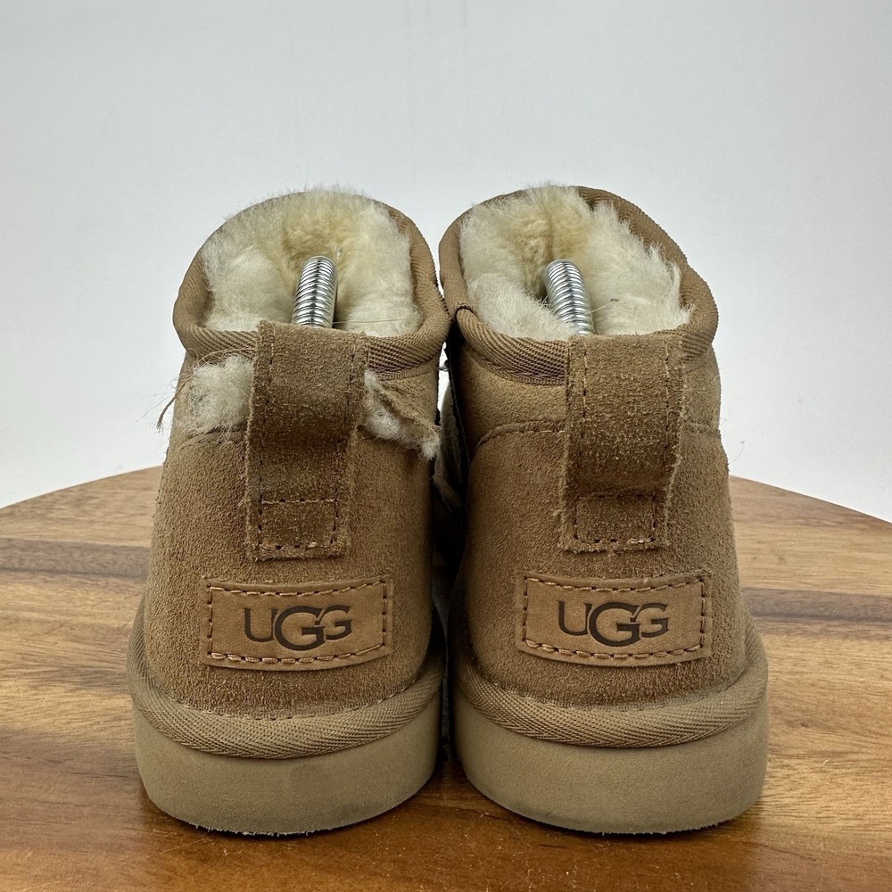 Womens Ugg Classic Ultra Mini Tan Shearling Lined Comfort Boots‎ Size 8 M GUC - Picture 4 of 9
